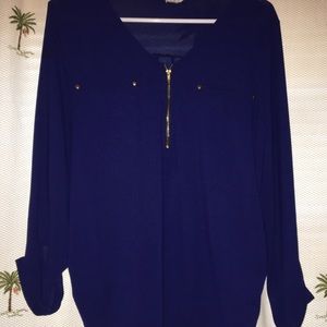 (lL) Blue dress shirt
